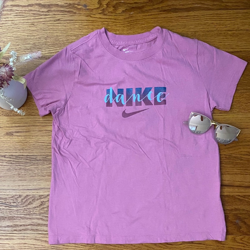 Nike shirt for girls Large